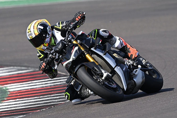 Ducati Streetfighter V4 SP 2022 Review Price Spec_10