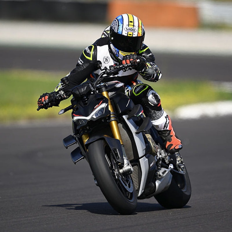 Ducati Streetfighter V4 SP 2022 Review Price Spec_13