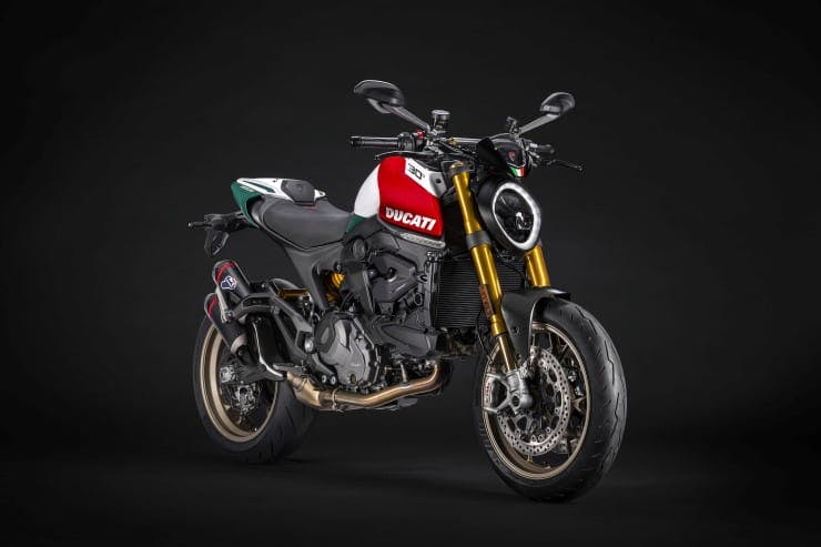 Ducati monster cena clearance