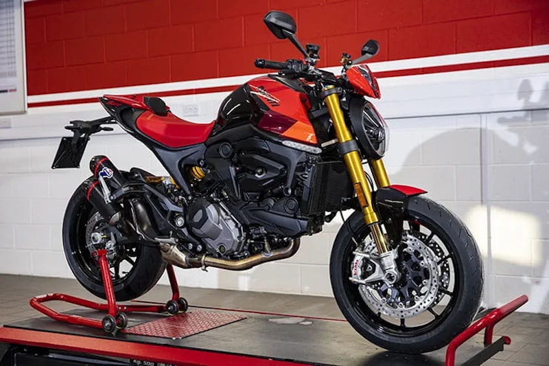 2024 Ducati Monster 30 Anniversario Review Price Spec_101