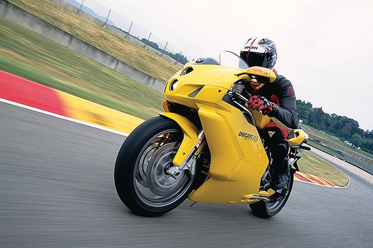 If you want a unique-looking Ducati sportsbike that has just about managed to avoid the old ‘future classic’ price hike, the 749 is worth considering