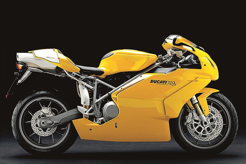 If you want a unique-looking Ducati sportsbike that has just about managed to avoid the old ‘future classic’ price hike, the 749 is worth considering