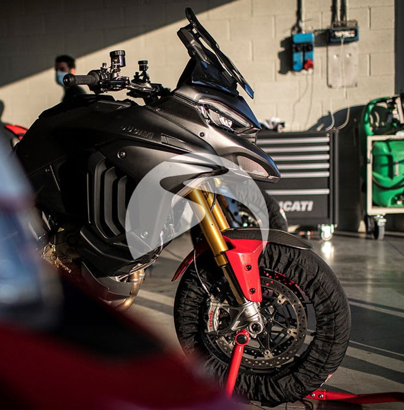 Ducati Multistrada V4 Pikes Peak Review Price Spec_01 v2