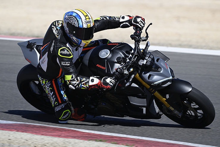 2023 Ducati Streetfighter V4 S SP2 Review Price Spec_79