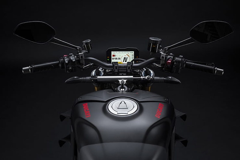 2023 Ducati Streetfighter V4 S SP2 Review Price Spec_24