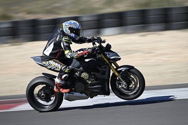 2023 Ducati Streetfighter V4 S SP2 Review Price Spec_63