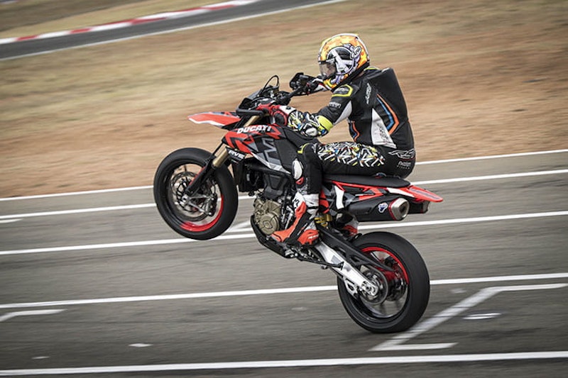 2024 Ducati Hypermotard 698 Mono Review Details Price Spec_308