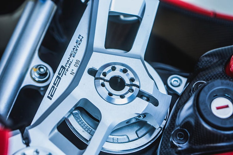 2017 Ducati 1299 R FE BikeSocial Review