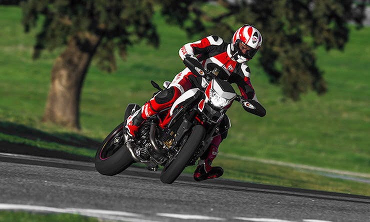 Ducati Hypermotard 821 SP Review (2013-2015) | Bennetts