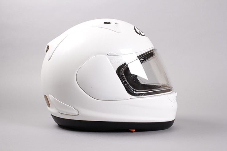 Arai Quantum ST Review