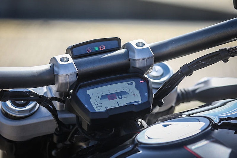 Ducati XDiavel S 2016 Review Used Price Spec_09