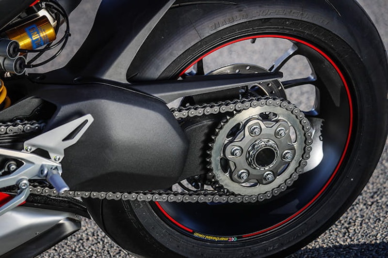 Ducati_Panigale_V4S_BikeSocial_Review