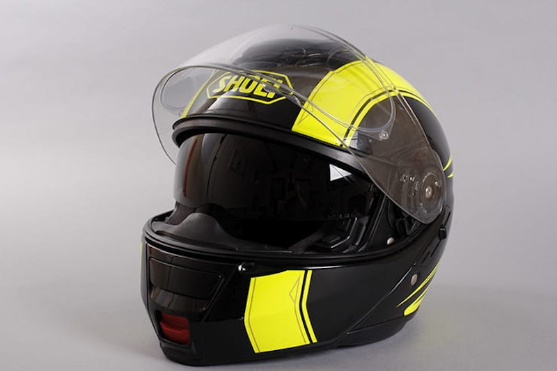 Shoei Neotec visor up sun-visor down