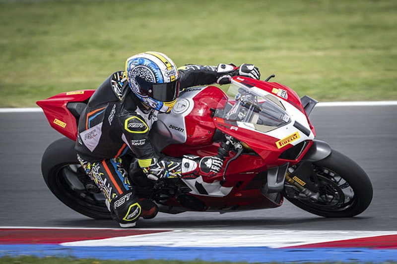 2023 Ducati Panigale V4R Review Price Spec_14