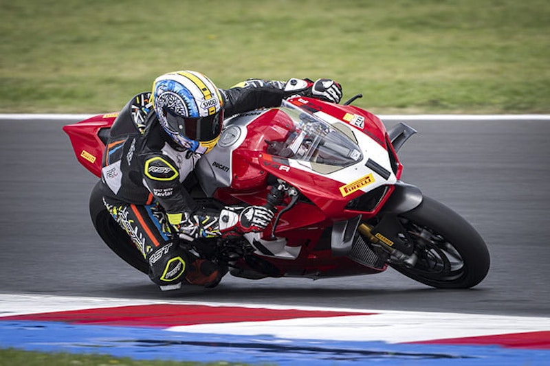 2023 Ducati Panigale V4R Review Price Spec_12