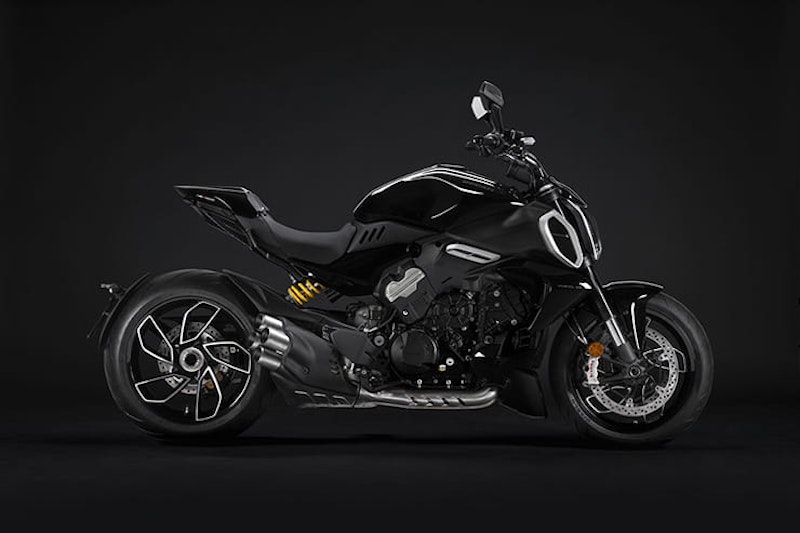 2023 Ducati Diavel V4 Technical Review Price Spec (11)