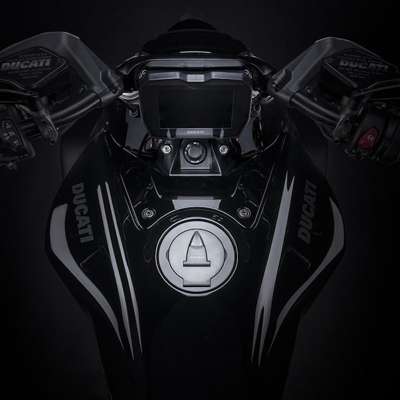 2023 Ducati Diavel V4 Technical Review Price Spec (9)