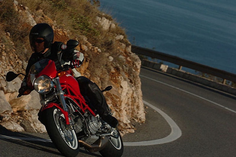 2005 Ducati Monster S2R Review Used Price Spec_11