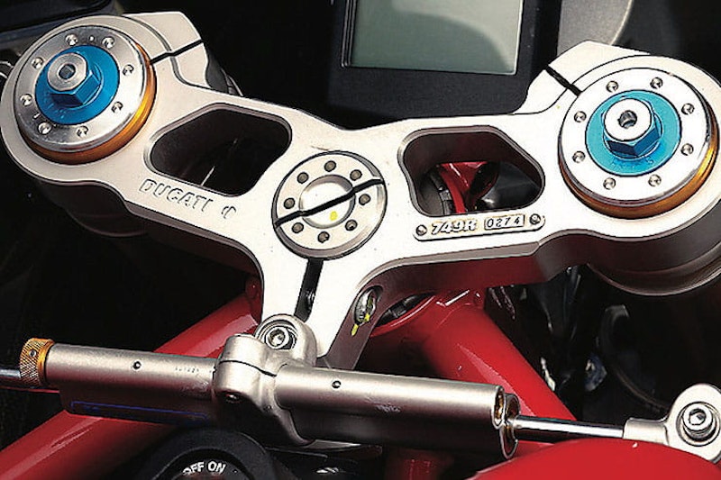 Ducati 749R 2004 Review Used Price Spec_05