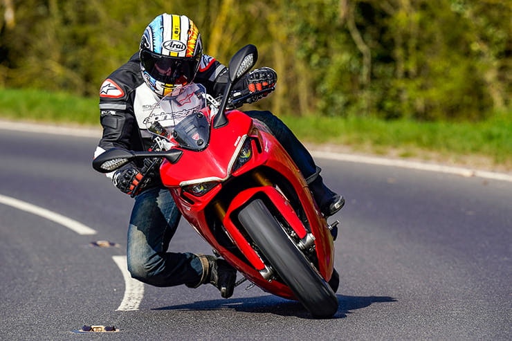 45_Ducati Supersport 2021_LOW