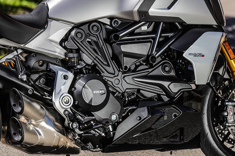 Ducati Diavel 1260 S review | 2019 launch road test
