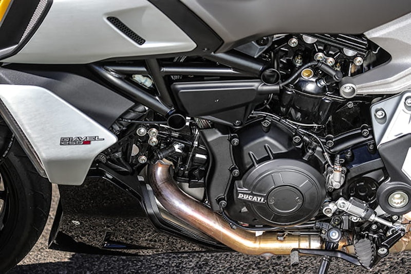 Ducati Diavel 1260 S review | 2019 launch road test