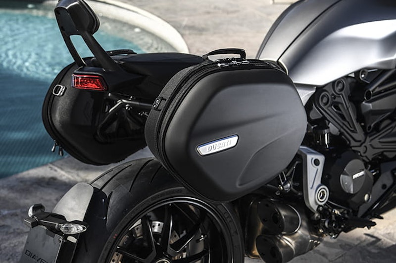 Ducati Diavel 1260 S review | 2019 launch road test