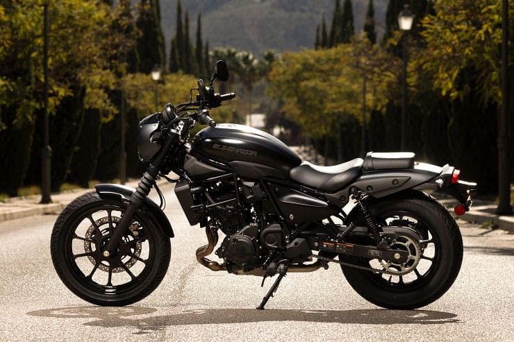 2024 Kawasaki Eliminator 450 Review Details Price Spec_215