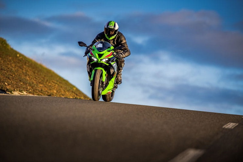 2024 Kawasaki Ninja ZX-6R Review Details Price Spec_06