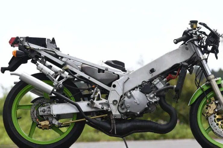 45064☆KR-1S/KR-1R/ZX-4/ZZR400☆未使用・メーターギアケースASSY