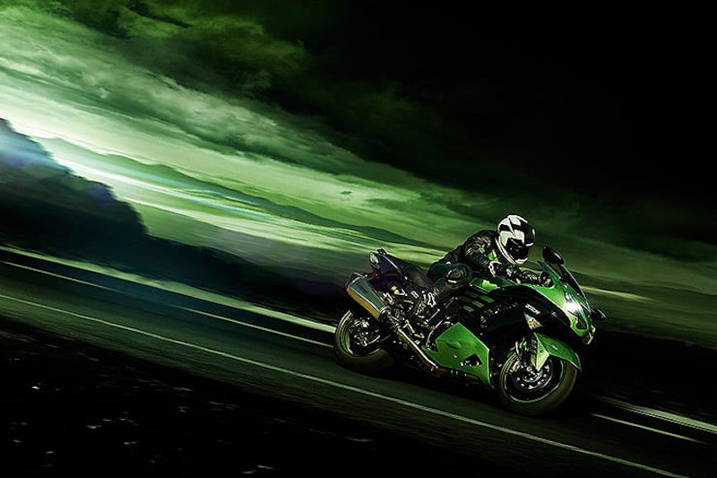 Kawasaki’s longstanding rocket-ship hyperbike, the ZZR1400, a brilliant machine that has more gloriously smooth mid-range than the supercharged H2 SX and costs considerably less!