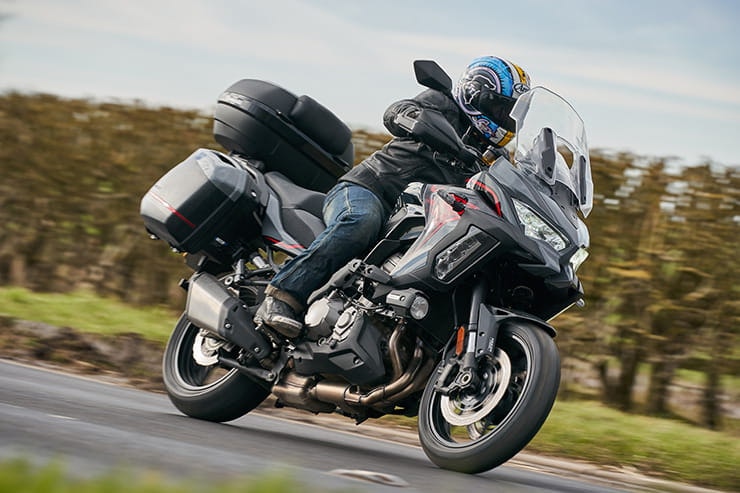Kawasaki Versys 1000 S Grand Tourer Review 2021 | Bennetts