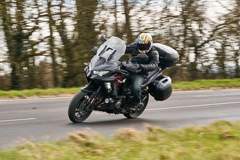 Kawasaki Versys 1000 S GT 2021 Review Price Spec_06