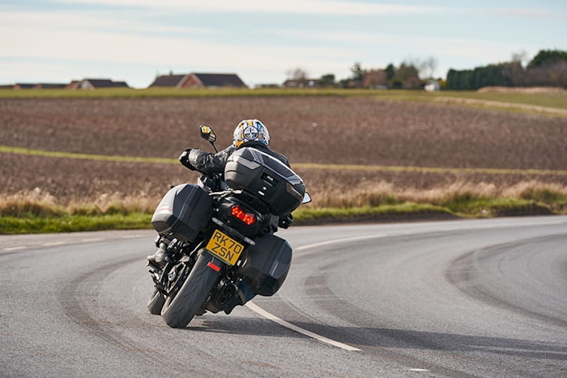 Kawasaki Versys 1000 S GT 2021 Review Price Spec_18