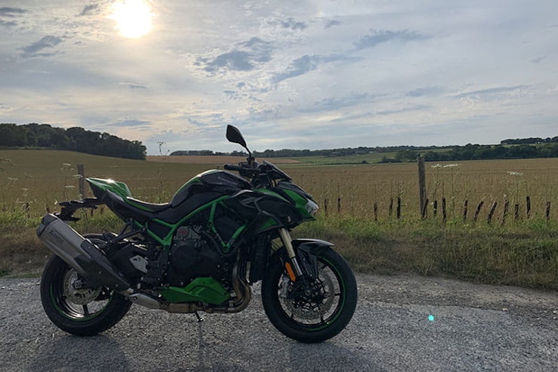 2022 Kawasaki Z-H2 SE review (47)