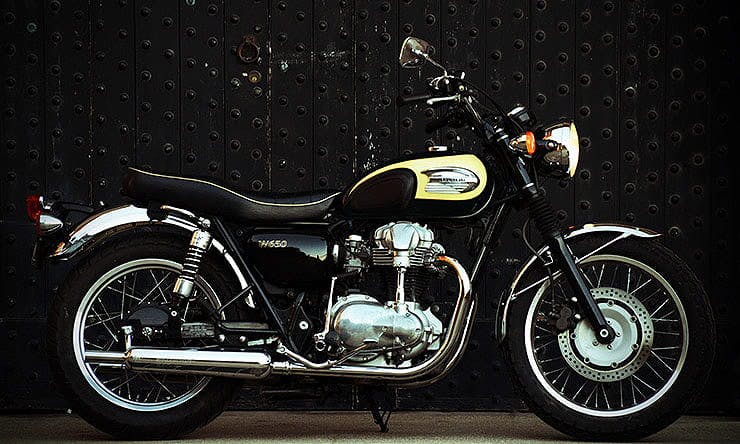 Kawasaki W650 (1999-2006) Review | + Full Buying Guide