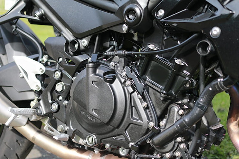 Kawasaki Z400 2019 - Two Week Review Price Specs