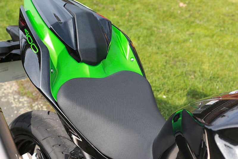 Kawasaki Z400 2019 - Two Week Review Price Specs