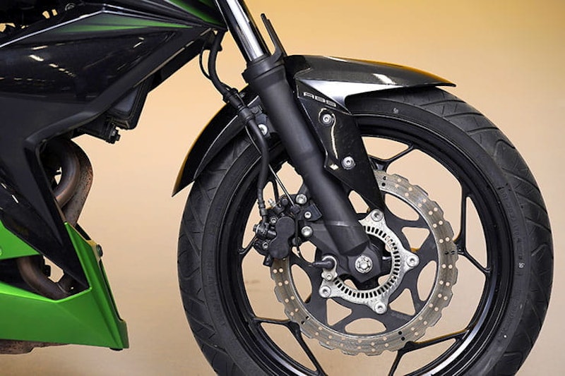 2018 Kawasaki Review Used Price Spec_03