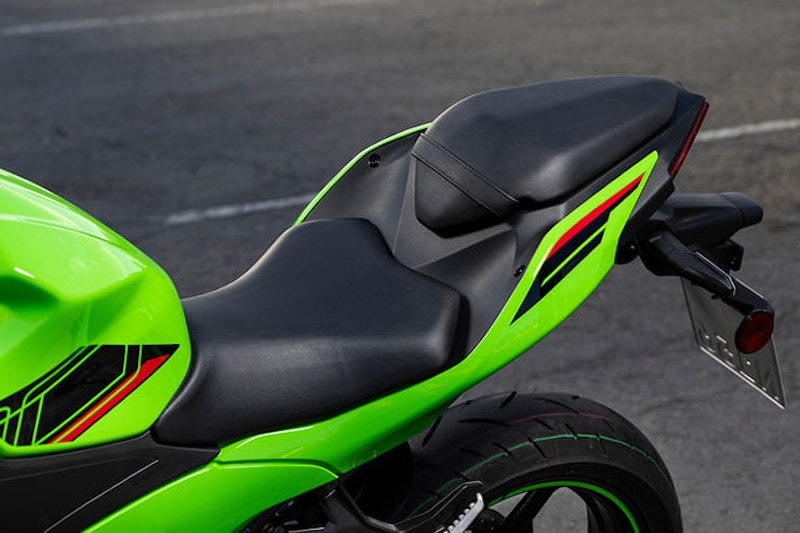 2024 Kawasaki Ninja 500 Review Details Price Spec_14