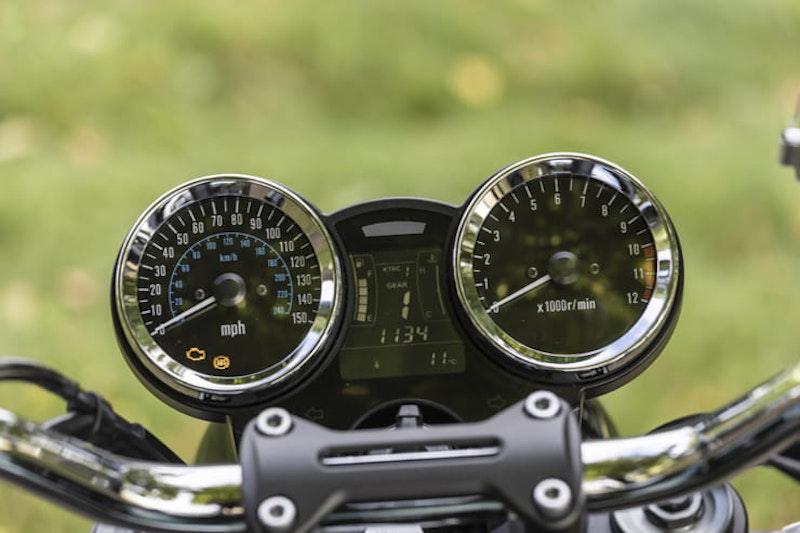 2022 Kawasaki Z900RS Review Price Spec_20