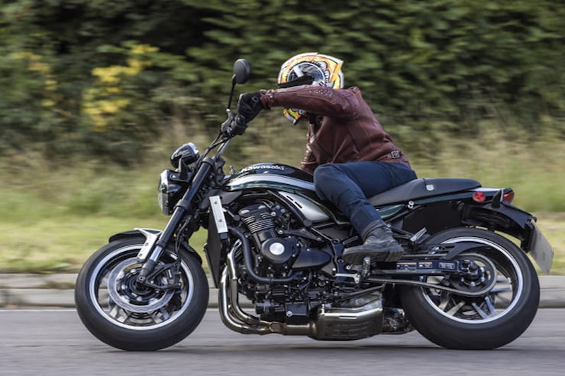 2022 Kawasaki Z900RS Review Price Spec_15