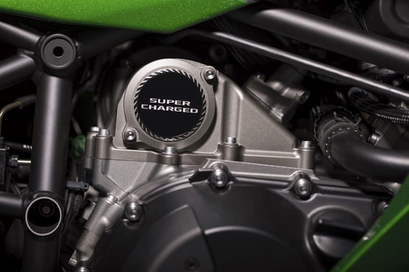 Kawasaki Ninja H2 SX Review
