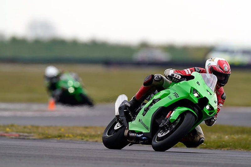 Kawasaki Ninja ZX-10R 2021 Review Price Spec_091