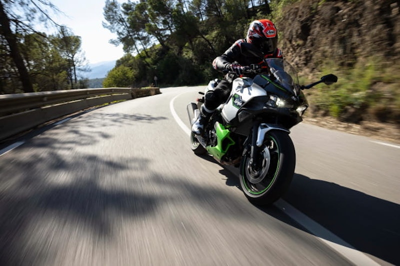 2024 Kawasaki Ninja7 HEV Hybrid Review Details Price Spec_108
