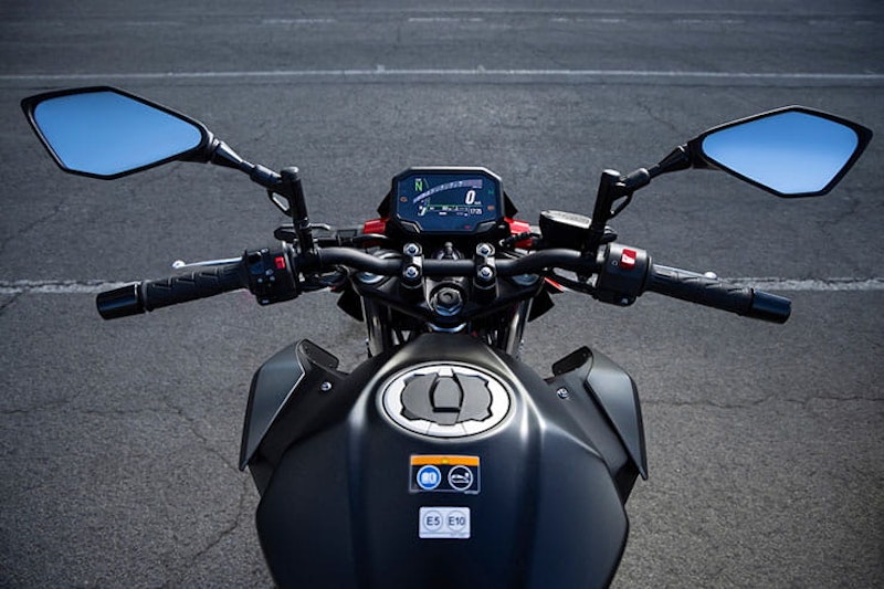 2024 Kawasaki Z500 Review Details Price Spec_10