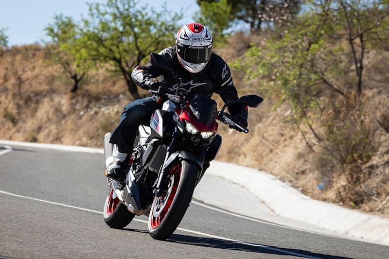 2024 Kawasaki Z500 Review Details Price Spec_15