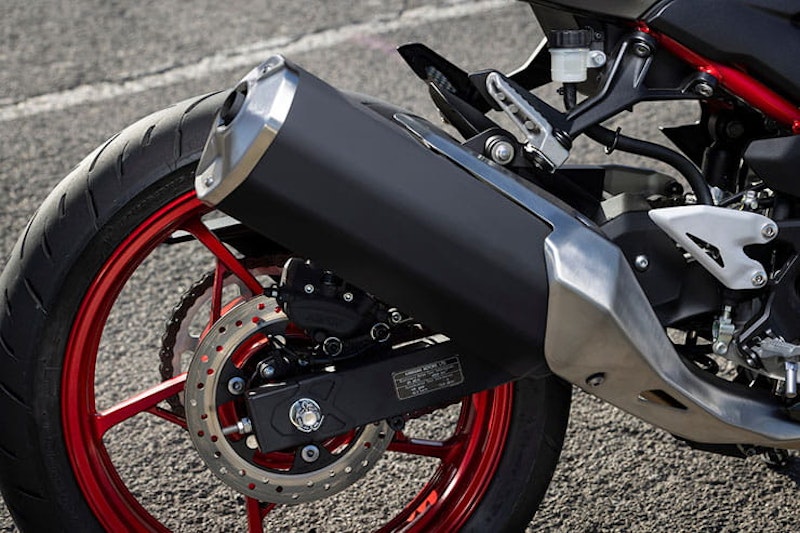 2024 Kawasaki Z500 Review Details Price Spec_21