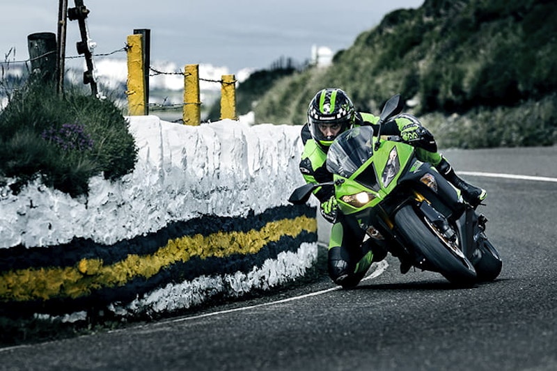 2013 Kawasaki ZX-6R Review Used Price Spec_09