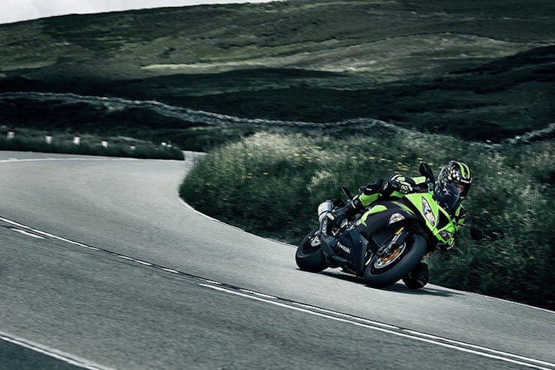 2013 Kawasaki ZX-6R Review Used Price Spec_15